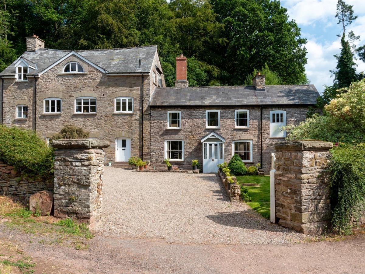 4 Bed In Hay-On-Wye Town Bn116 Vila Exterior foto